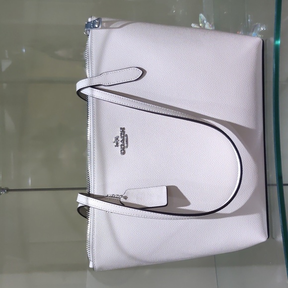 New! CW395 XG Fiona Tote in Sv/Chalk, $298 Retail - Picture 1 of 6